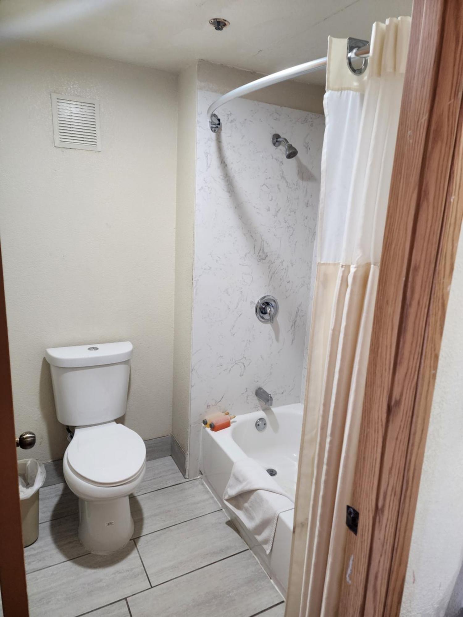 Budget Inn Corcoran Εξωτερικό φωτογραφία