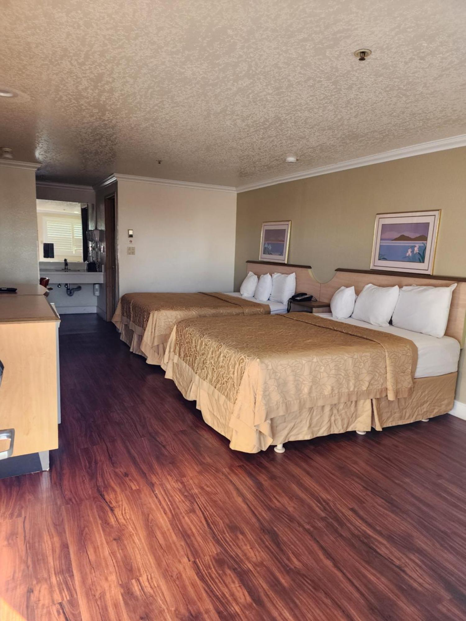 Budget Inn Corcoran Εξωτερικό φωτογραφία
